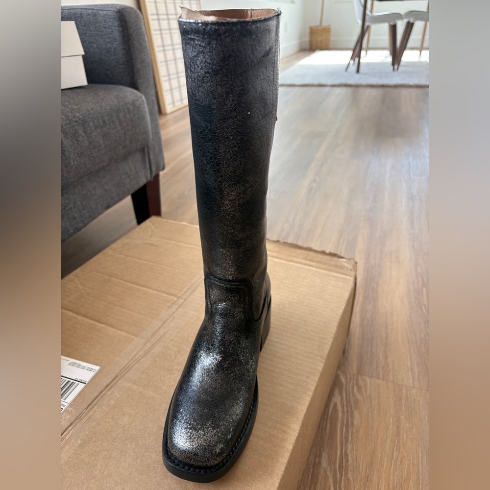 Frye Antique Silver Leather Heeled Boots - Picture 3 of 7